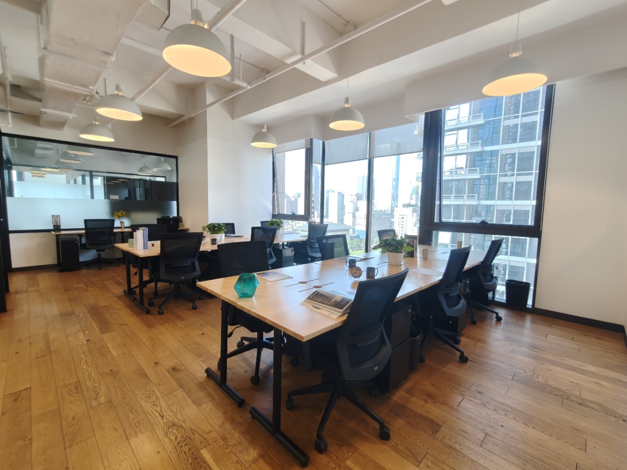 WeWork 领地中心 - 成都联合办公空间